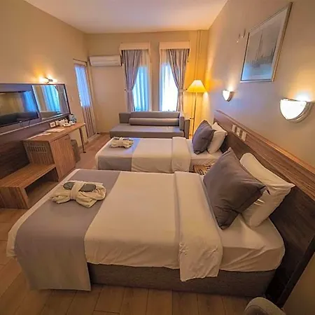 Hotel Herakles Thermal 4*