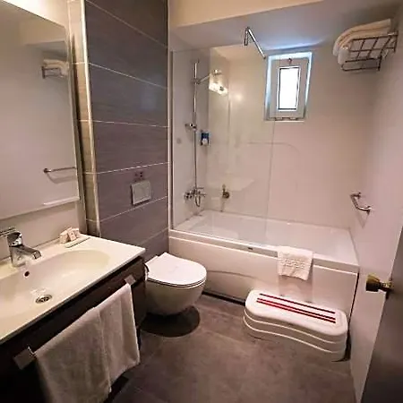 Herakles Thermal Hotel 4*